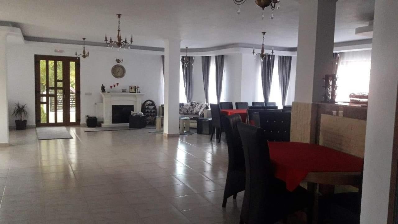 La Casa Alana Hotell Viseu de Jos Exteriör bild